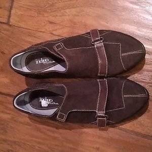 Indigo by Clarks Brown Suede Shoes Size 6.5